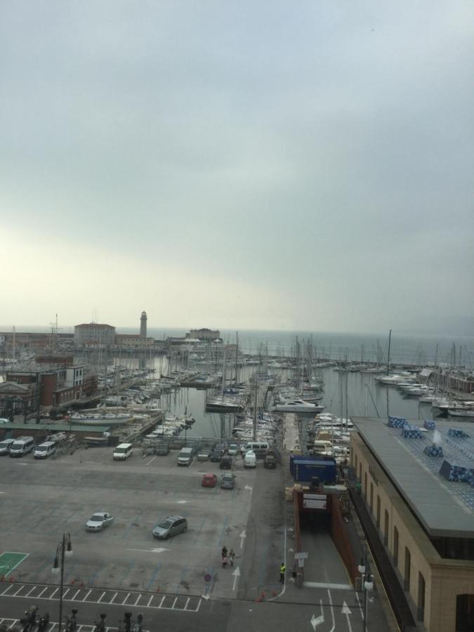 Mansarda Centrale Vista Mare Appartement Triëst Buitenkant foto